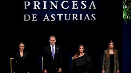 Felipe VI, en los Premios Princesa de Asturias: "La historia nos alerta de los graves riesgos de la polarización"