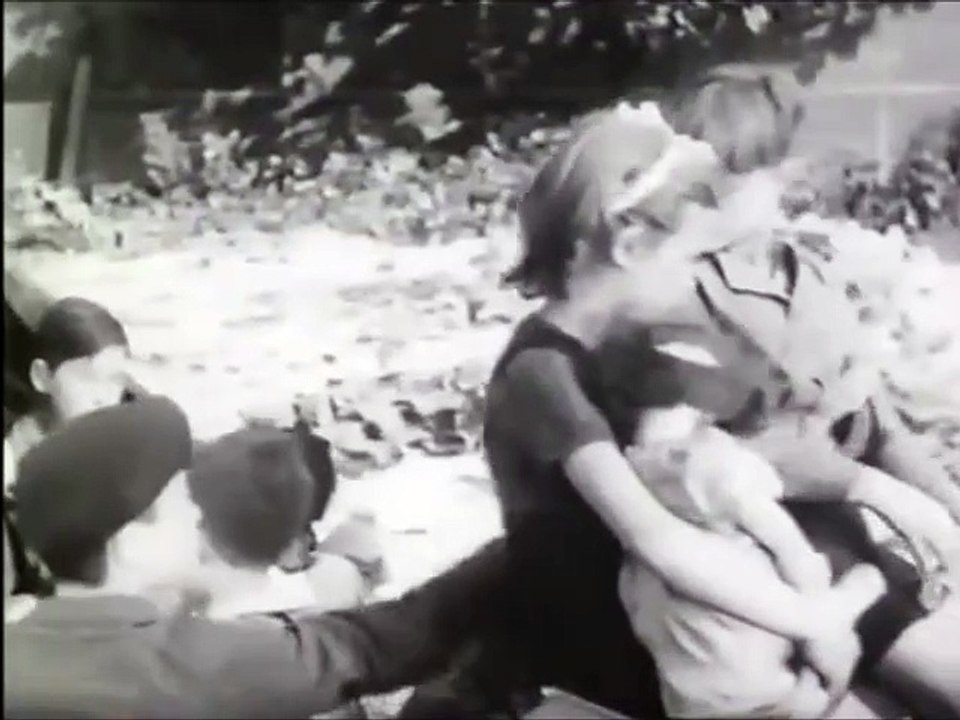 2024 - Les voleurs de jouets (Stilettos , 1983) meets Nous les gosses (Louis Daquin, 1941)