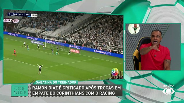Denílson defende permanência de Ramón Díaz no Corinthians e brinca: “Vai cair todo mundo”