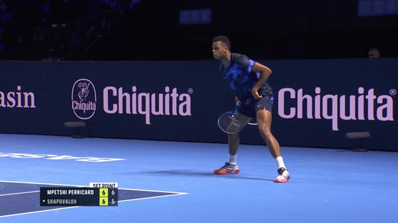 Bâle - Après Fils, Mpetshi Perricard se qualifie en demi-finales à Bâle pour la première fois dans un ATP 500