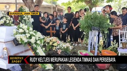 Pemakaman Legenda Sepak Bola Indonesia Rudy William Keltjes Berlangsung Haru