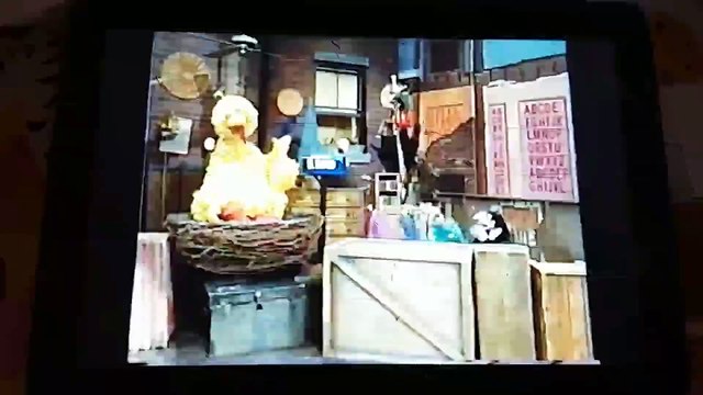 Closing to Sesame Street: Learning About Numbers VHS 1986 (1992 Case)