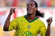 LAS MEJORES JUGADAS DE RONALDINHO