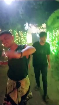 Girl in red Brazilian song [ chica de rojo canción portuguesa ] #girlinred #brazilian #song #dance