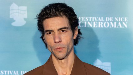 GALA VIDEO - Leïla Bekhti et Tahar Rahim ont quitté Paris avec leurs enfants ! Rares révélations sur leur vie de famille