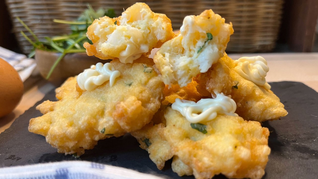 Buñuelos De Bacalao - Cocina Fácil
