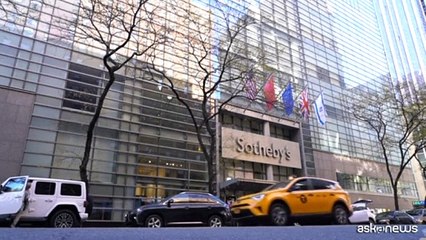 "Comedian", la banana appiccicata di Cattelan, all'asta da Sotheby's