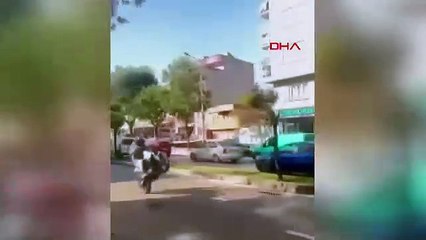 BURSA Motosikletinin tek tekerleği üzerinde ilerlerken kaza yaptı