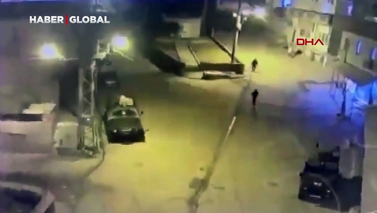 Şırnak'ta polise patlayıcı madde atan 2 şüpheli kamerada
