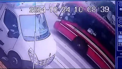 Un colectivo de la línea 103 atropelló y mató a una jubilada de 78 años que cruzaba la calle