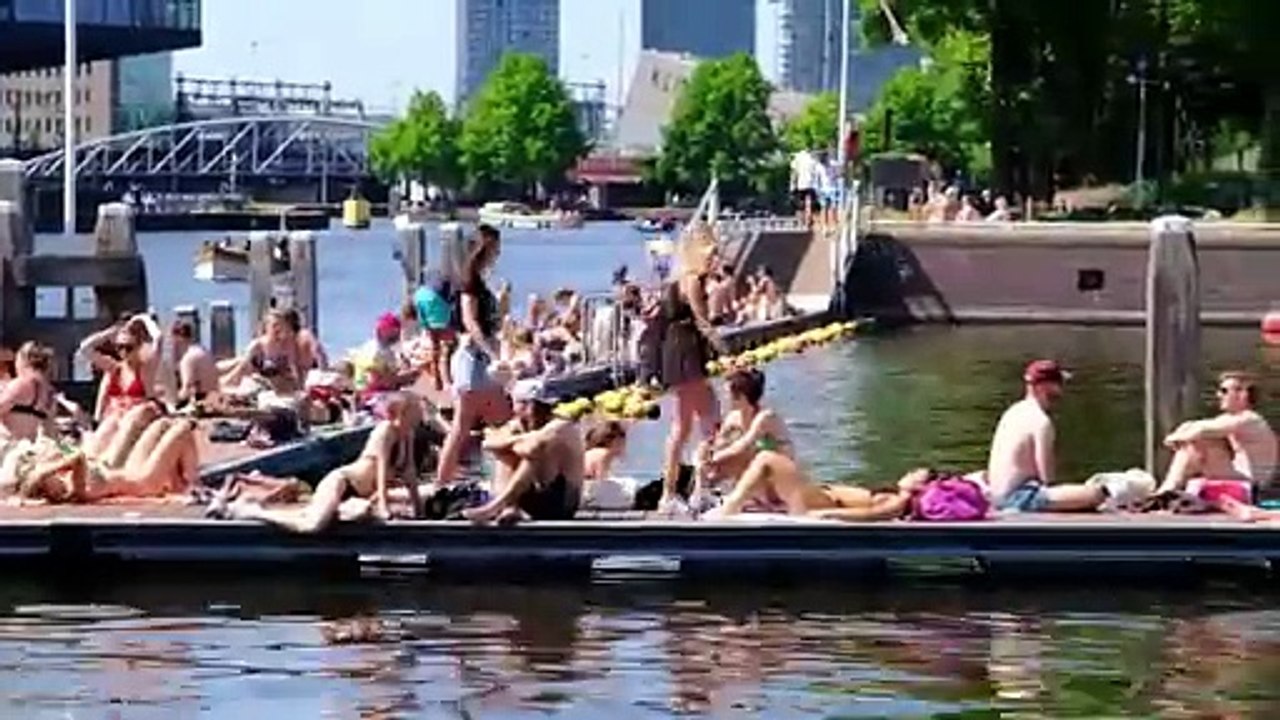 Amsterdam_Beach_Walk_Summer_Swimming_Season_in_Amsterdam_Netherlands