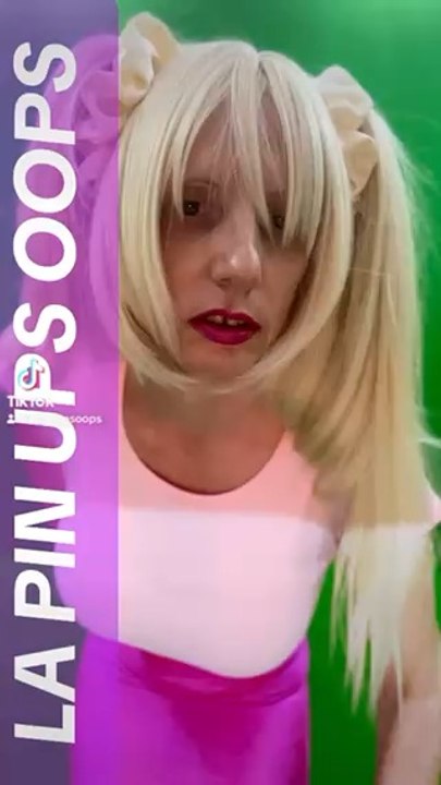 LA PIN UPS OOPS ! VIDEO CLIPS 2