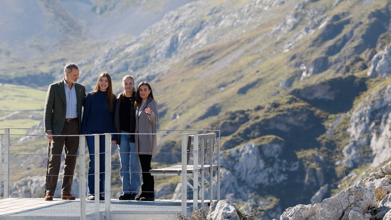 Cabrales y Picos de Europa, la Familia Real se empapa de lo más típico de Asturias