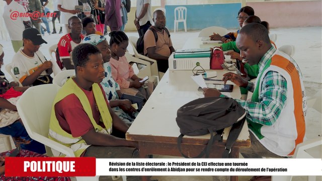 Révision de la liste électorale - le Président de la CEI effectue une tournée dans les centres d'enrôlement à Abidjan pour se rendre compte du déroulement de l'opération ook
