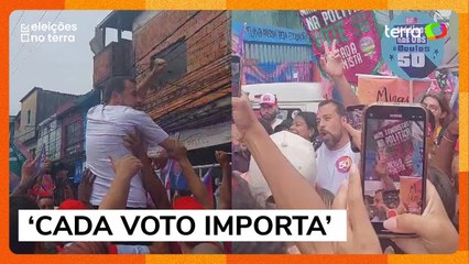 Em Heliópolis, Boulos é carregado, diz que eleição será ‘apertada’ e pede que apoiadores virem votos