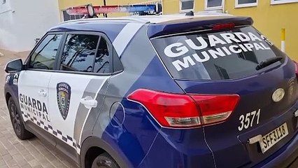 Corinthiano furta e ameaça matar a própria esposa com uma faca