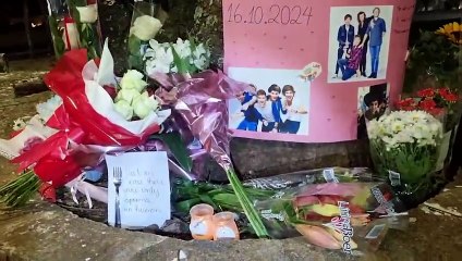 Fãs homenageiam Liam Payne em árvore na Praça do Country em Cascavel