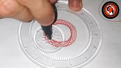 (VIDEO #0055) ️️ DRAWING a beautiful geometric design with colored markers and a spirograph.