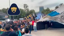 Pumas se enfrenta a Cruz Azul en el estadio de CU y las porras ya están presentes