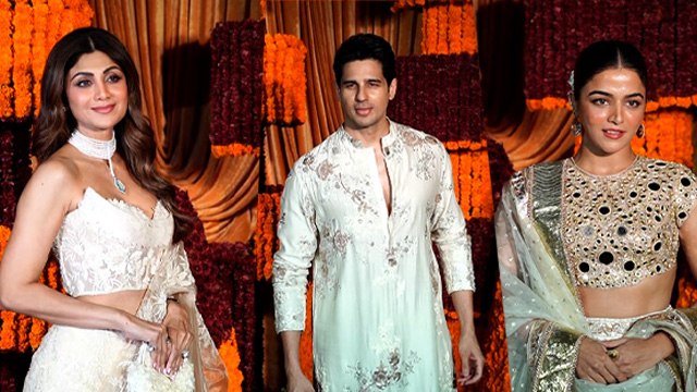 Ramesh Taurani Diwali Party 2024: Tamannaah Bhatia, Vijay Verma, Kapil, Maish Paul & Other Celebs...