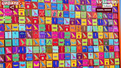 Pameran Seni Kontemporer di Kawasan Piramida Giza Mesir
