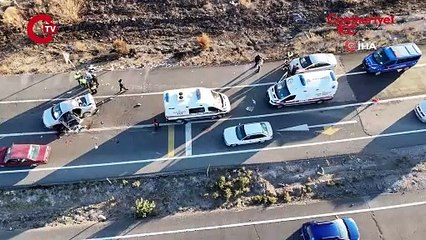 Kırıkkale'de feci kaza Anne ve oğul hayatını kaybetti, 3 kişi yaralandı