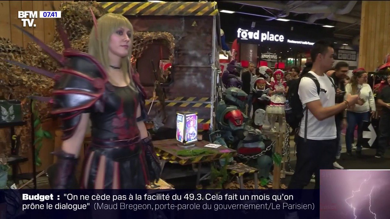 "Ça touche tous les âges": L'univers du cosplay s'invite dans les allées de la Paris Games Week