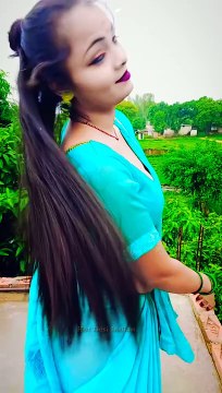 Saree hot navel bhojpuri bhabi