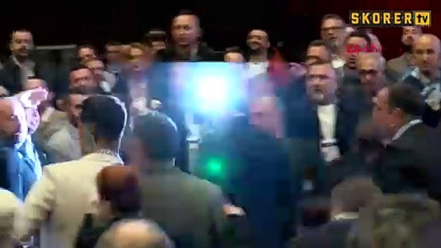 Beşiktaş Genel Kurul Toplantısı'nda kavga! Ahmet Nur Çebi'ye tepki