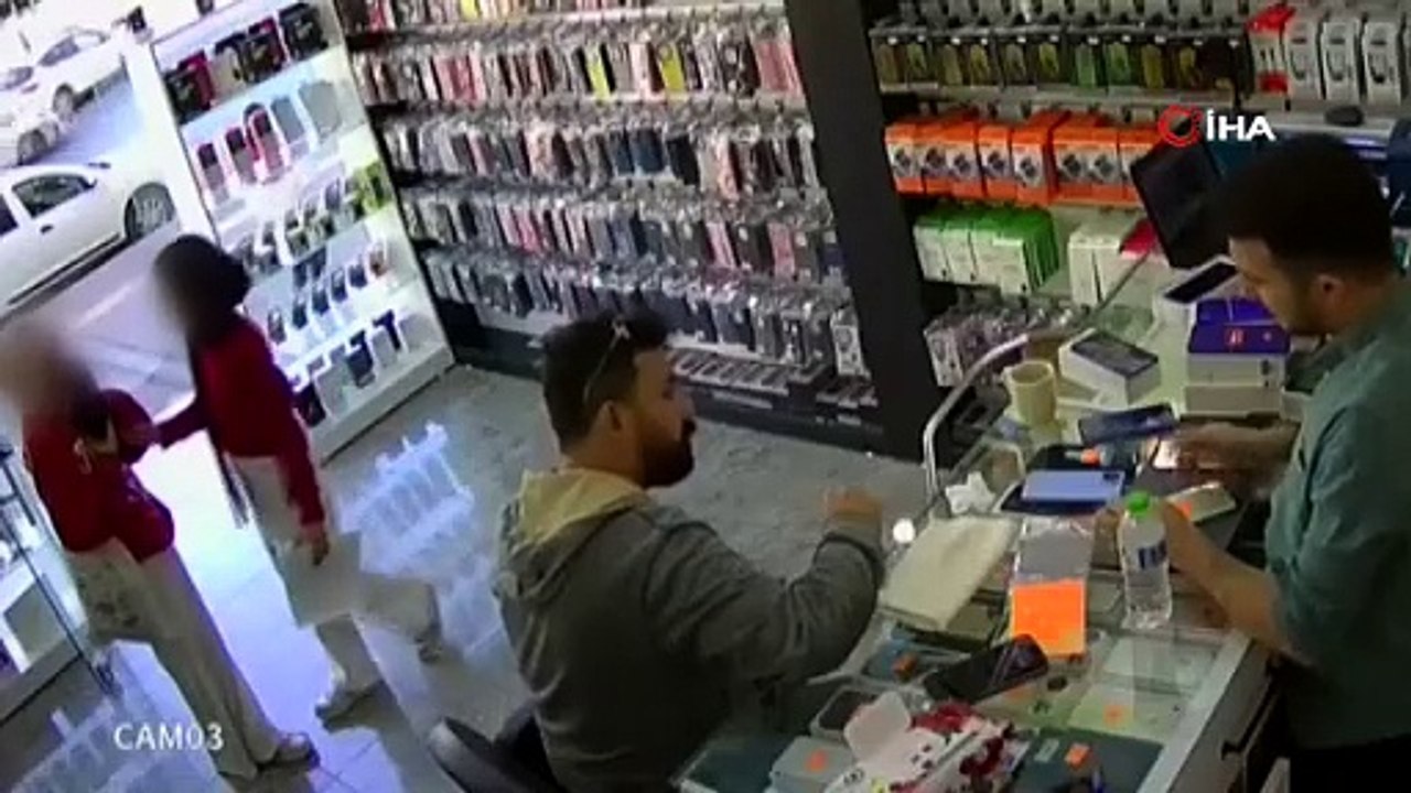 Mersin'de köpeği severken ölümüne neden oldular