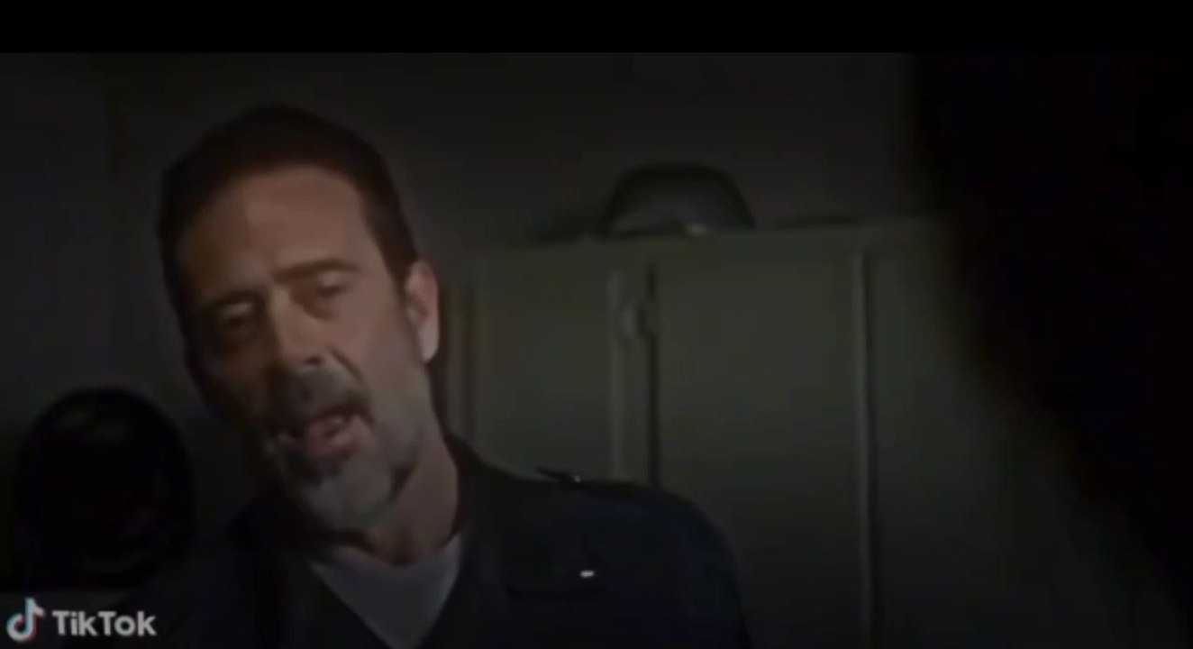 TWD - Daryl Meets Negan (remix YT 2018) #thewalkingdead !. Check out my RumblE and Patreon too pls!!