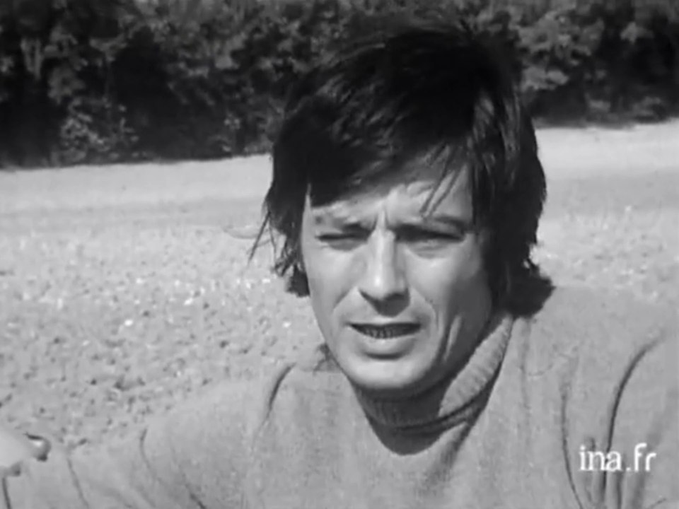 Alain Delon - interview dans la campagne