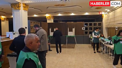 Gürcistan'da parlamento seçimlerini Gürcü Hayali Partisi kazandı