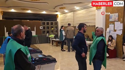 Gürcistan'da Parlamento Seçimlerini İktidardaki Gürcü Hayali Partisi Kazandı