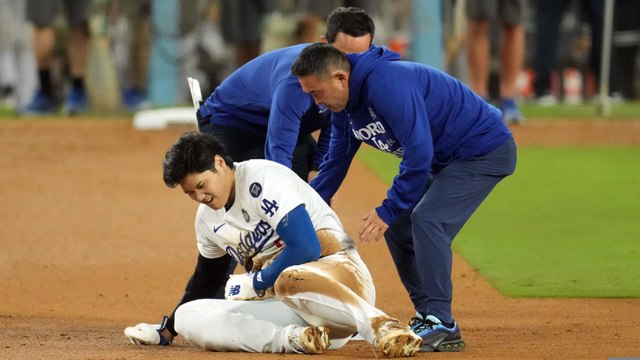 Dodgers send thoughts and prayers to Ohtani after Game 2 win