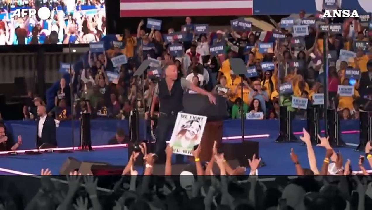 Usa2024, Springsteen sul palco di Atlanta per sostenere Kamala Harris ...