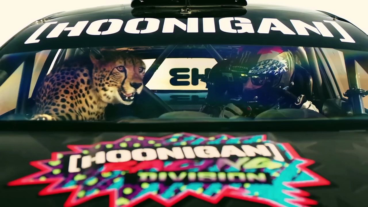 Arabic Remix 2018- Fi Ha Burak Balkan ft Ken Block's GYMKHANA - DUBAI ｜ Full HD