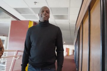 Washington retira el número 28 de Darrell Green