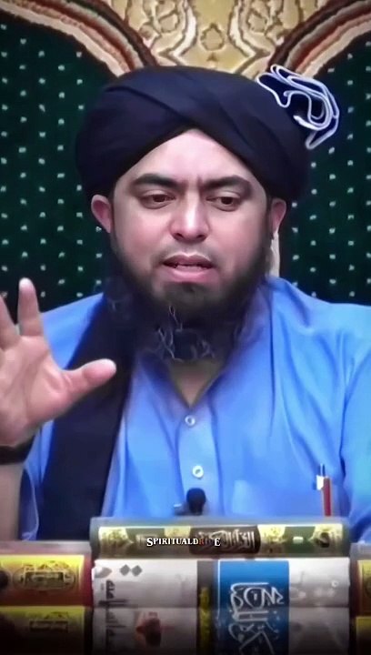 bay namazi ko kis na kuch nahi kehna