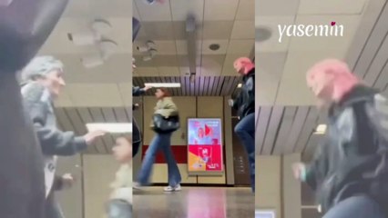 Hep beraber misket oynadılar! Metroda neşe dolu anlar