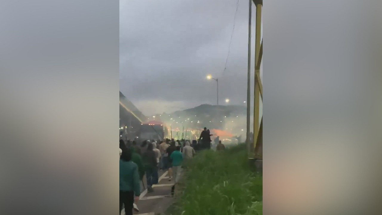 Un aficionado del Cruzeiro muere tras una emboscada de los ultras de Palmeiras: las imágenes son muy duras
