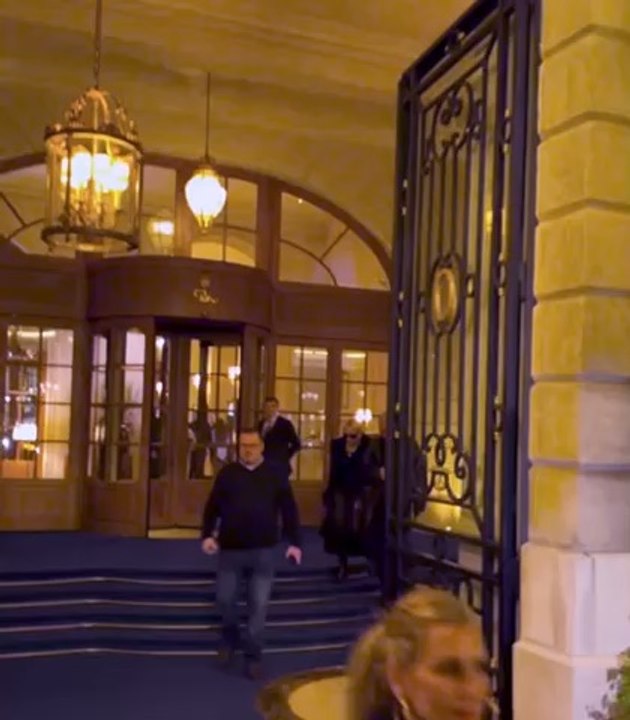 Cette #nuit également à Paris… #info #People : la #star #planétaire de la #popmusic #Madonna est à #Paris. En parler c’est en même temps mon #travail. Désolé pour les grincheux !