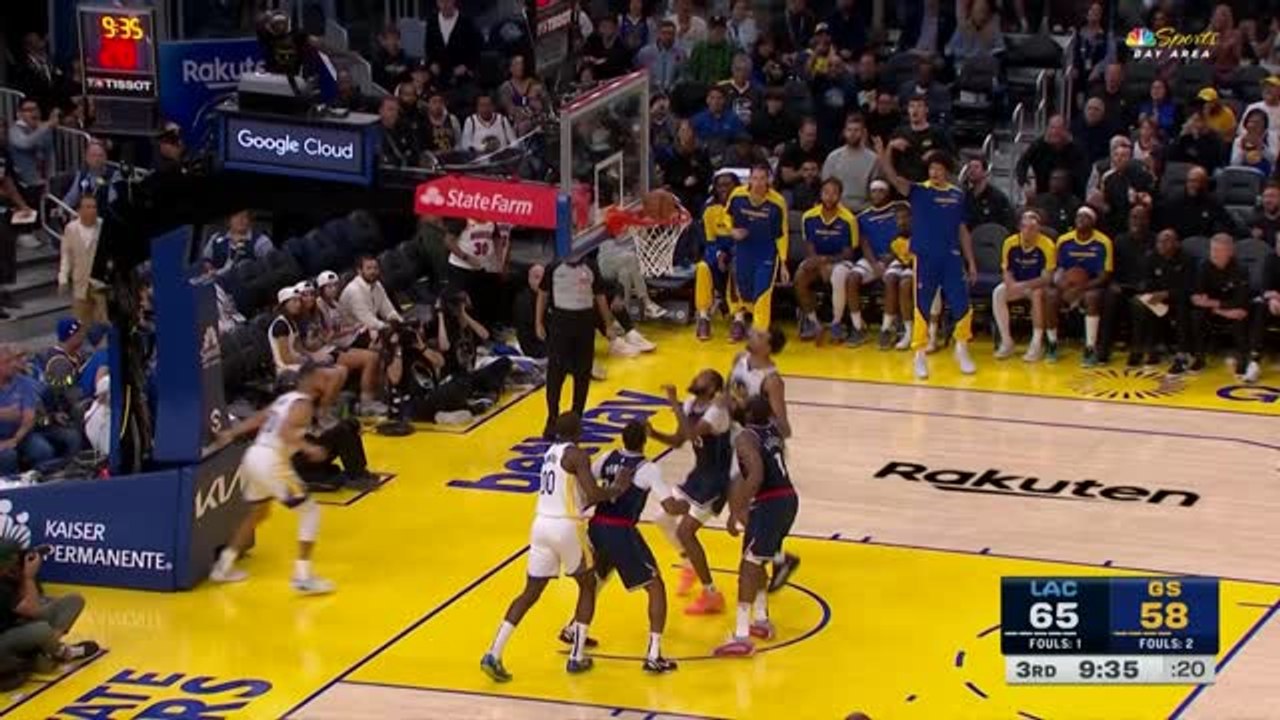 Curry magic carves Clippers open to make sensational basket