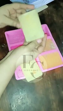 Homemade saffron skin whitening soap Luxurious Saffron Soap DIY Facial Soap for All Skin Types @fcorganic