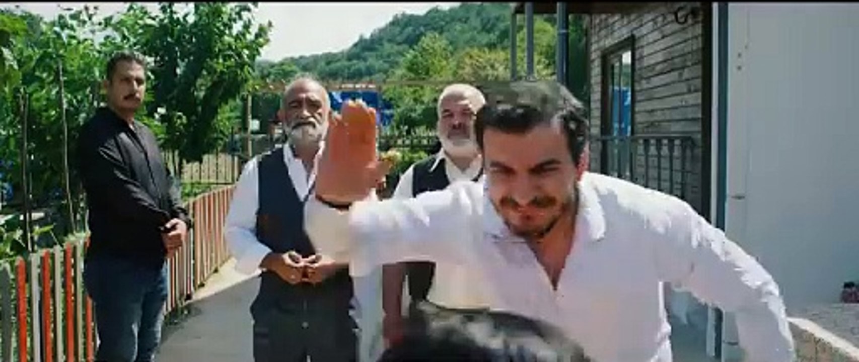 Geniş Aile 4: Cevahir & Ulvi Fragman