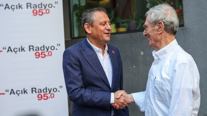 CHP Genel Başkanı Özgür Özel, Açık Radyo'yu ziyaret etti
