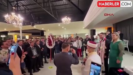 Düğünde Mezarlık Şakası