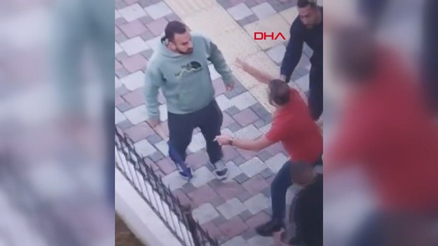 İstanbul'da beyzbol sopalı park yeri kavgası