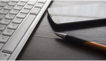 Bonus telefono, pc o tablet 2021: come funziona e a chi spetta il “kit digitalizzazione”