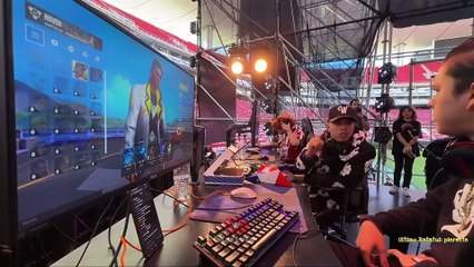 Lonche Responde al Muñe en la Gamergy con Westcol